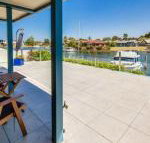 Locanda Canal frontage with Jetty - Australia Accommodation