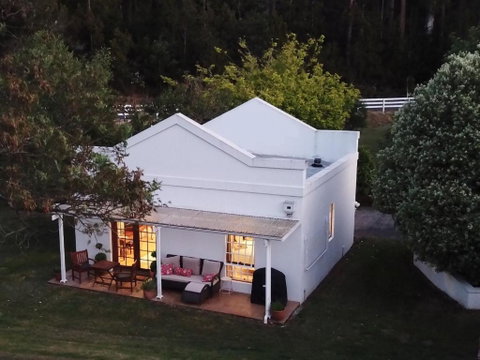 Forth River Cottage - Australia Accommodation 6