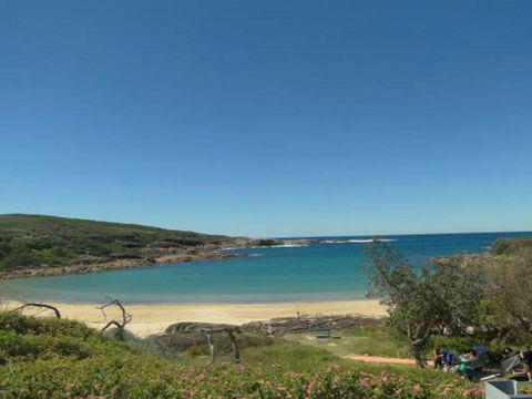 Ultimate Beach House 19a Graham Street Views Peace & Quiet - Australia Accommodation 3