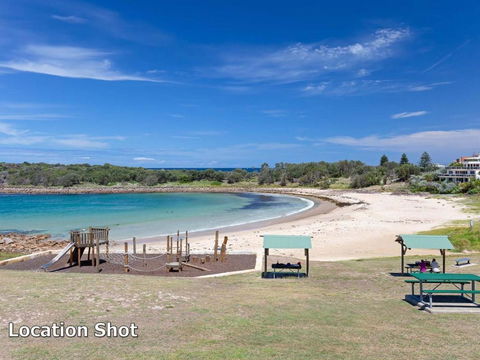 Ultimate Beach House 19a Graham Street Views Peace & Quiet - Australia Accommodation 1