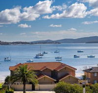 Aislinn 3 / 273 Corrie Parade air con water views BBQ - Australia Accommodation