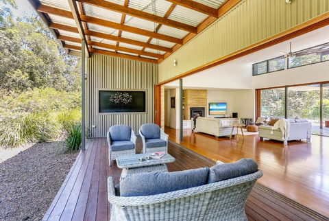 Calanthe Acreage Doonan - Australia Accommodation 5
