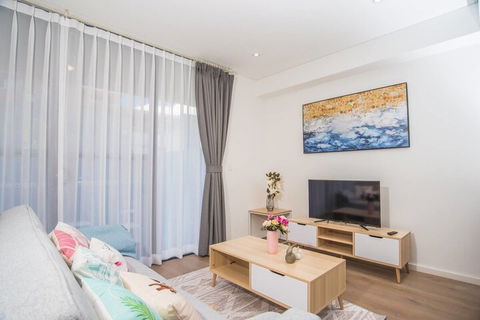 Warm Soul Apartment In The Heart Of Eastwood - Australia Accommodation 4