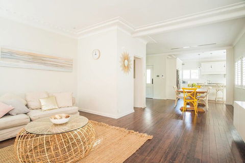 Ultimate Sandringham Beach Front Luxury House - Australia Accommodation 5