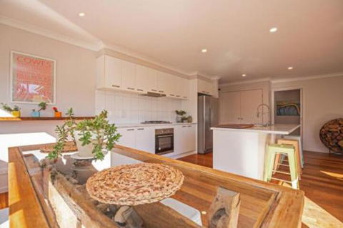 The Little Island Orchard - Australia Accommodation 6