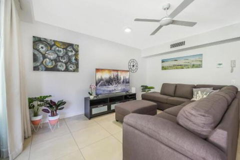 Private Mooloolaba Family 2 Bedroom Unit - Australia Accommodation 4