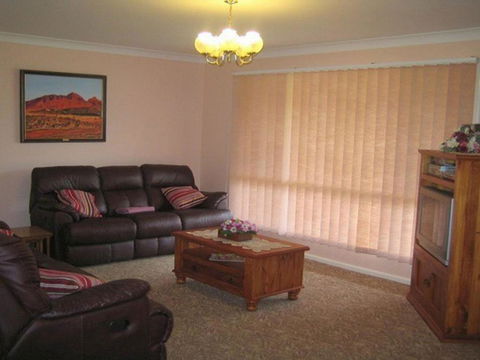 SEASCAPE In NARRAWALLEE - Australia Accommodation 2