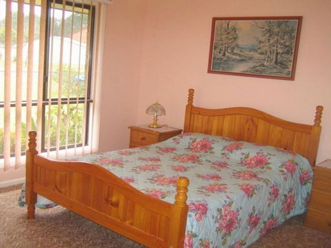 SEASCAPE In NARRAWALLEE - Australia Accommodation 4