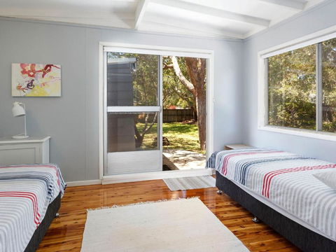 Enjoy The Soothing Sea Breeze - Australia Accommodation 4