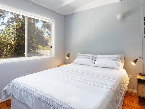 Enjoy The Soothing Sea Breeze - Australia Accommodation 3