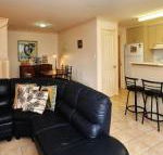 Modern 3 Bedroom Townhouse - Australia Accommodation