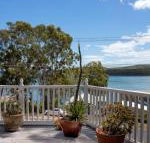 Perfect Seclusion Top Level Only - Australia Accommodation