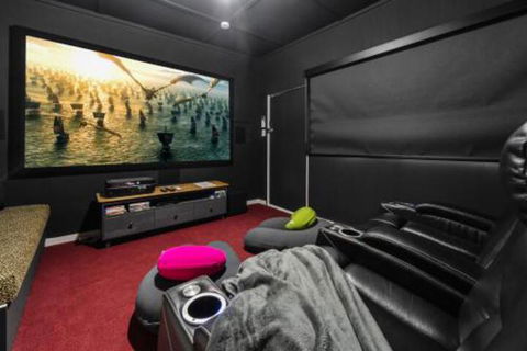 Amber Cottage Luxury Seaside Retreat With Outdoor Spa! - Australia Accommodation 3