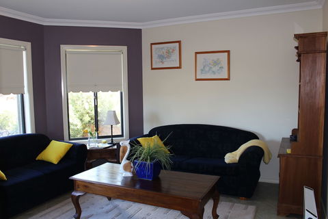 Waterside View - Australia Accommodation 5