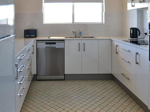 Albert Court 8 - Australia Accommodation 3