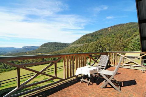 Alcheringa Cottage - Australia Accommodation 2