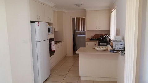 Twin Palms Holiday House At Lighthouse - Australia Accommodation 5