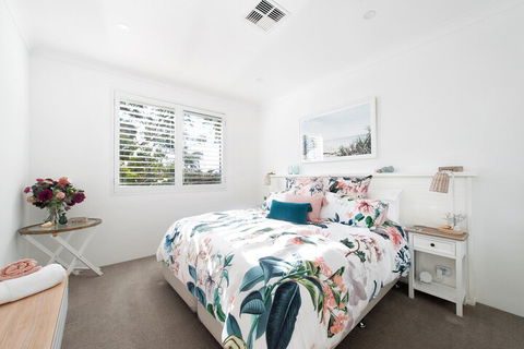 Arabella Stylish Seaside Sanctuary With Views - Australia Accommodation 6