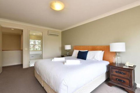 Villa 3br Tempranillo Resort Condo Located Within Cypress Lakes Resort (nothing Is More Central) - Australia Accommodation 7