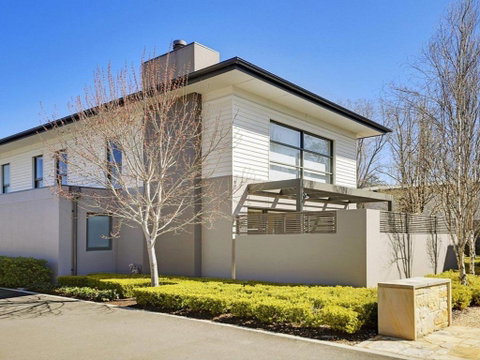 Arum 4 Heritage Park Contemporary & Timeless - Australia Accommodation 5