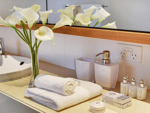 Arum 4 Heritage Park Contemporary & Timeless - Australia Accommodation 6