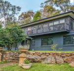 Bellara your home among the gum trees - Australia Accommodation