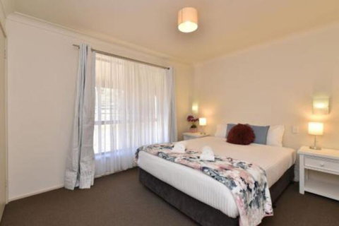 Clydesdale Cottage On Talga With Real Clydesdale Horses - Australia Accommodation 4