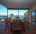 Waterfront on Osprey - Australia Accommodation