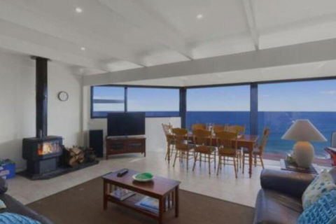 Wye Escape With Amazing Sweeping Ocean Views - Australia Accommodation 4