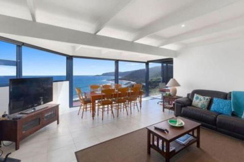 Wye Escape With Amazing Sweeping Ocean Views - Australia Accommodation 3