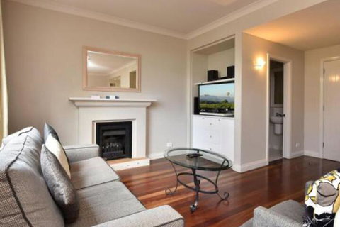 Villa Executive 2br Pokolbin Resort Condo Located Within Cypress Lakes Resort (nothing Is More Central) - Australia Accommodation 0