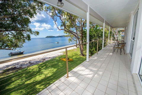 A Foreshore Salamander Bay - Australia Accommodation 3