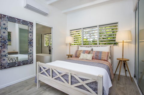 Papillon Bleu - Australia Accommodation 4