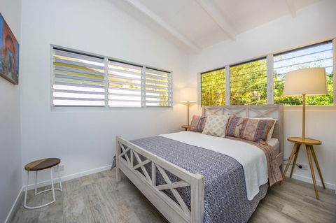 Papillon Bleu - Australia Accommodation 6