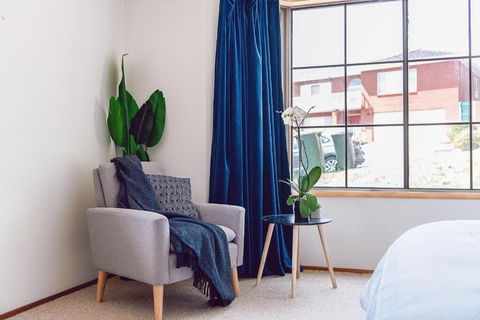 Vintage Cuddle Guest House - Australia Accommodation 3