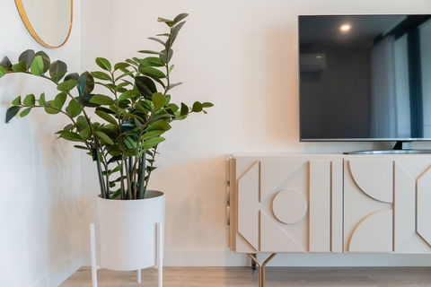 IFSuites Melbourne Village - Australia Accommodation 4