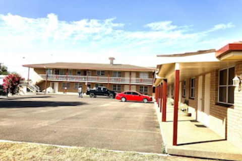 Overlander Motor Lodge - Australia Accommodation 0