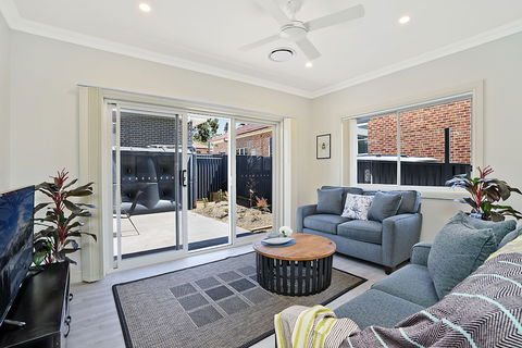 Accommodation Hunter - Adams St Maitland - Australia Accommodation 4