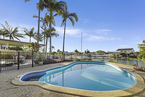 CANAL HOME NEAR MOOLOOLABA Kooringal - Australia Accommodation 6