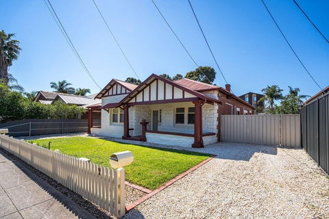 Kairos In Keswick Wifi Netflix Nespresso - Australia Accommodation 4