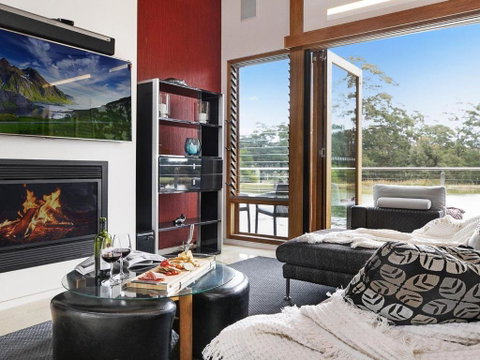 Casa Sul Lago Quite Simply A Very Special Place - Australia Accommodation 6