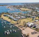 Captains Hideaway Jetty Berth  Pet Friendly - Australia Accommodation