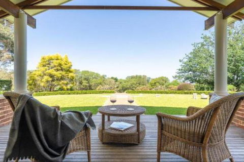 Jaspers Brush Tranquil Gardens & Stunning Views - Australia Accommodation 0