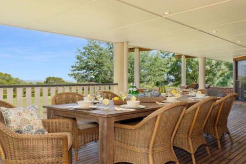 Jaspers Brush Tranquil Gardens & Stunning Views - Australia Accommodation 4