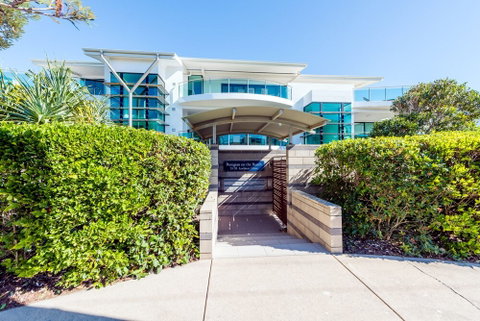 Stylish Beach Side Apartment Unit 5 33 Lorikeet Drive - Australia Accommodation 0