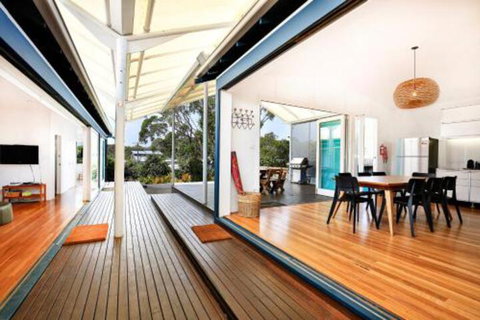 Ayana Beach House Pet Friendly Opposite Beach - Australia Accommodation 7