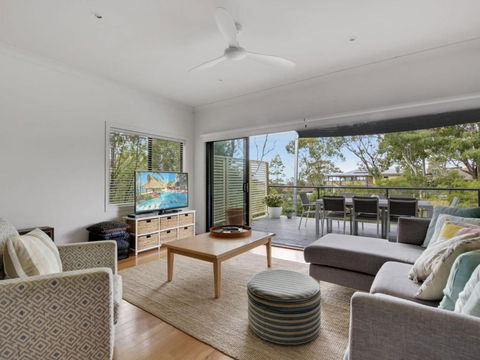 Carroll Ave 76 - Australia Accommodation 1