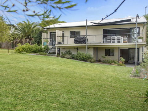 Carroll Ave 76 - Australia Accommodation 2