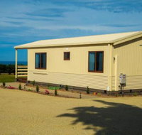 OMARU FARM STAY - Australia Accommodation