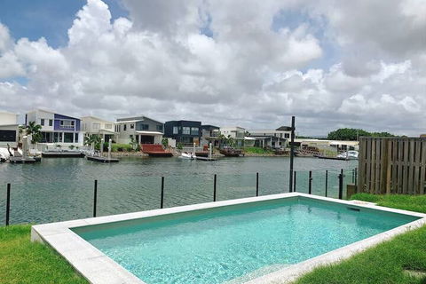 Hope Island Water Front House - Australia Accommodation 3